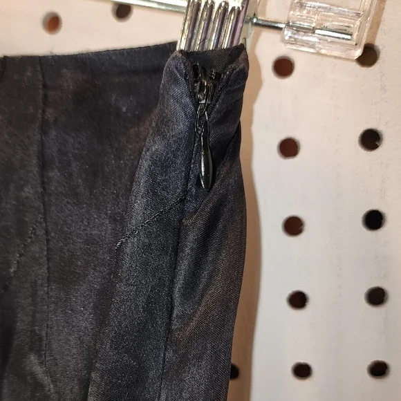 Lord & Taylor Vintage Silk Skirt Size 6 Midi Bead Design - Picture 4 of 5